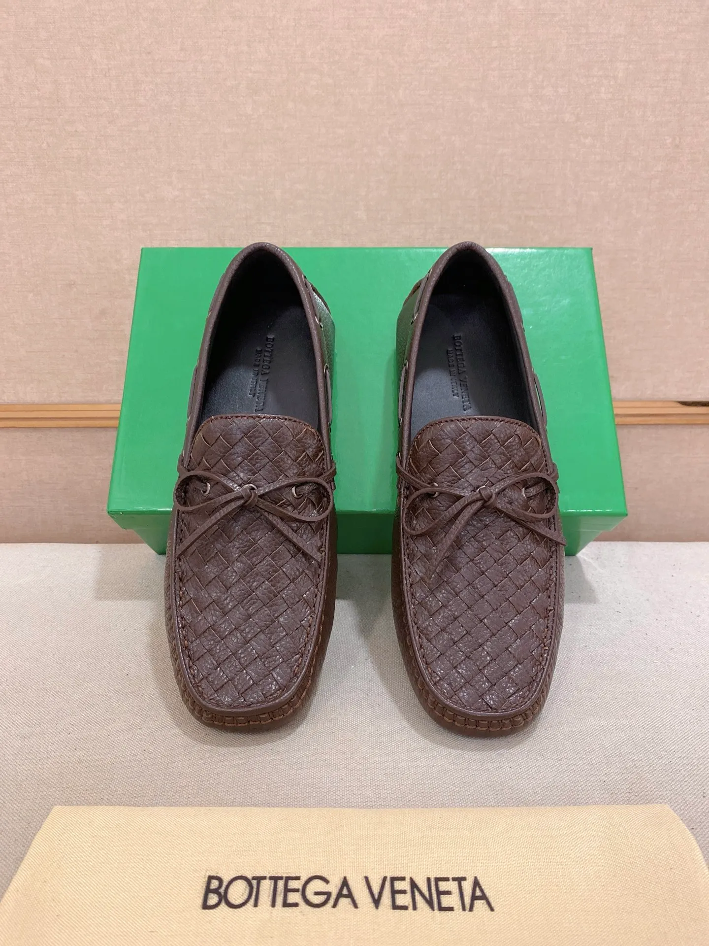 Men's shoes 💰 400💰 (Niu Li + Niu Pad) [BV] latest hot style‼ ️Casual men's shoes, uppers imported deer pattern first-layer cowhide ➕Full imported cowhide lining✔️Exquisite workmanship, excellent foot feel, special rubber soles✔️, cool and fashionable, the latest fashion, fashionable outsole, hurry up. Code number: 38-44 (can be customized to 37.45, non-refundable)